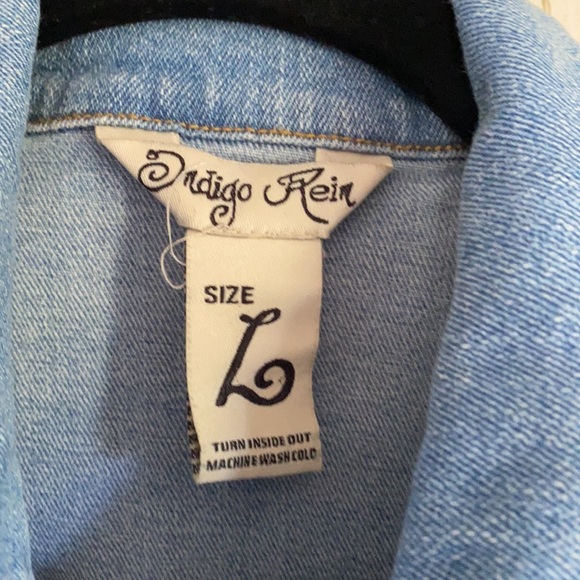 Denim button dress - Picture 3 of 4